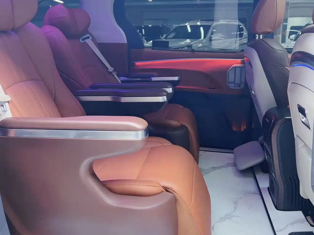 TOYOTA SIENNA SIENNA 2023