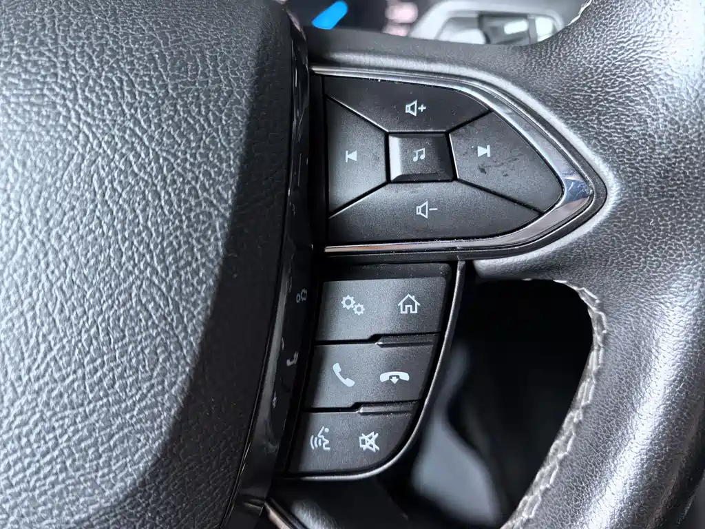 FORD TAURUS 2019