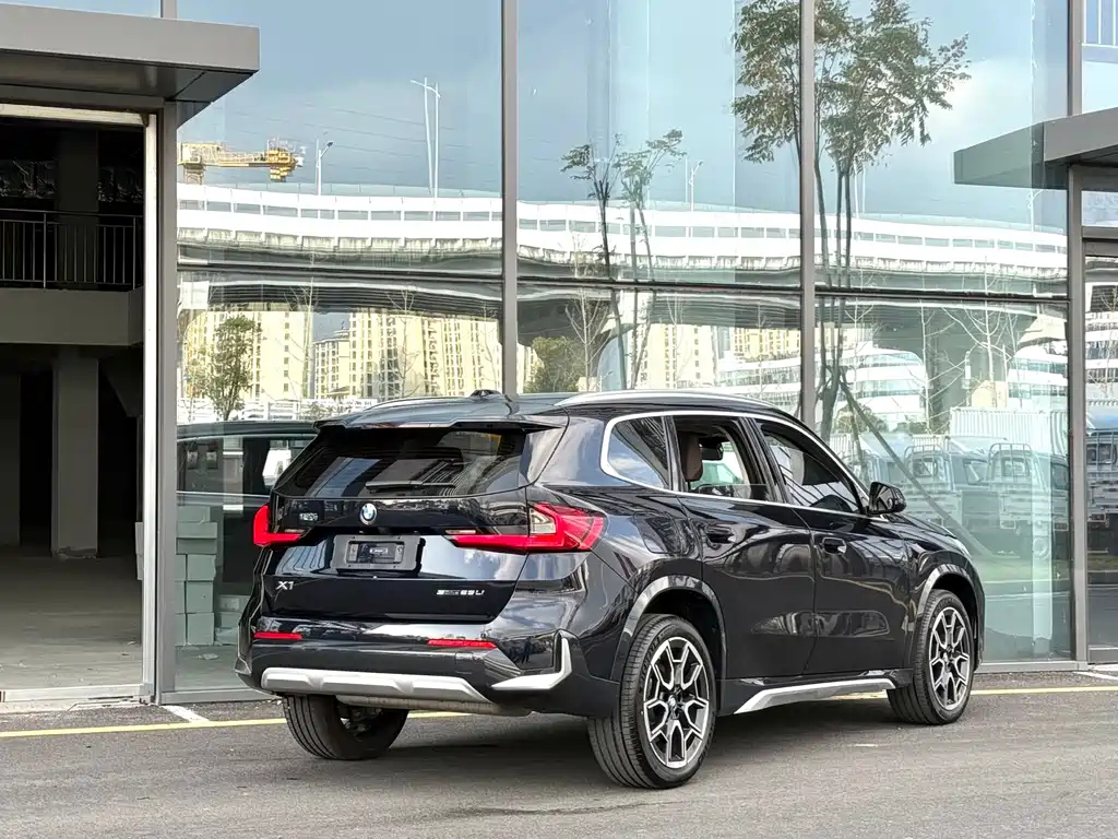 BMW X1 2025