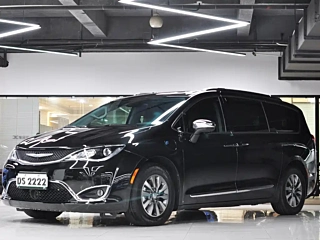 Заказать CHRYSLER BIG 捷龙PHEV IMPO