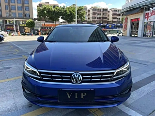 VOLKSWAGEN LAMANDO  2021