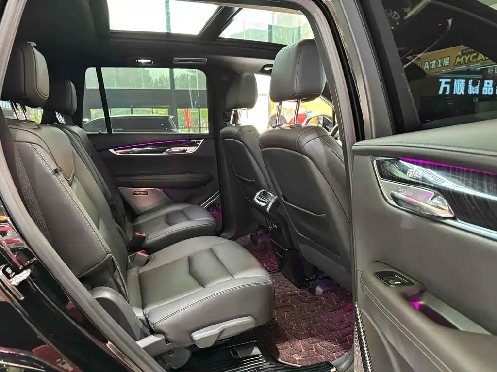 CADILLAC XT6 2022