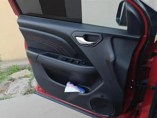 SOUEAST DX3  2018 YEAR 1.5T CVT PREMIUM 2018