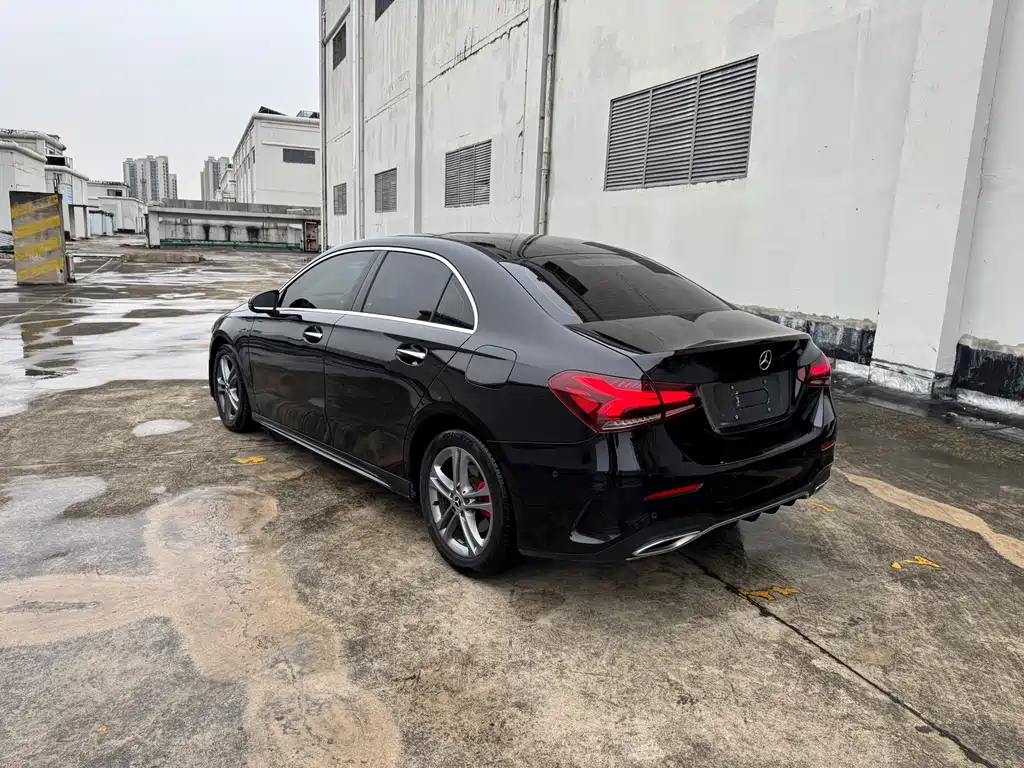 MERCEDES BENZ A-CLASS 2019