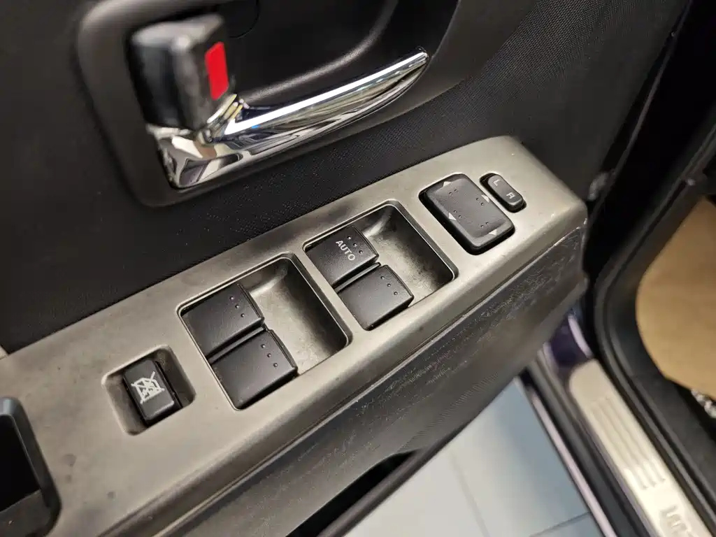 MAZDA 5 2008
