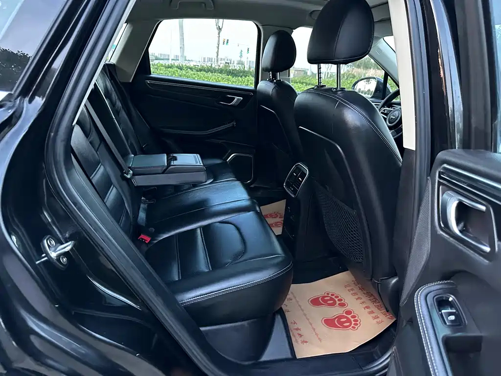 ZOTYE SR9 2017