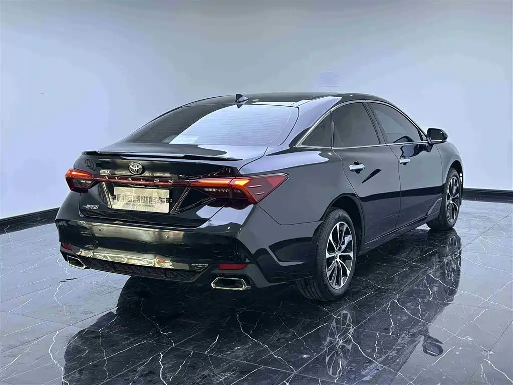 TOYOTA AVALON 2023