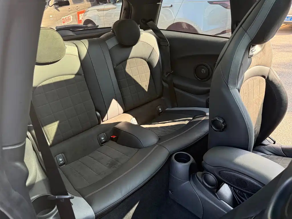 MINI JCW 2022