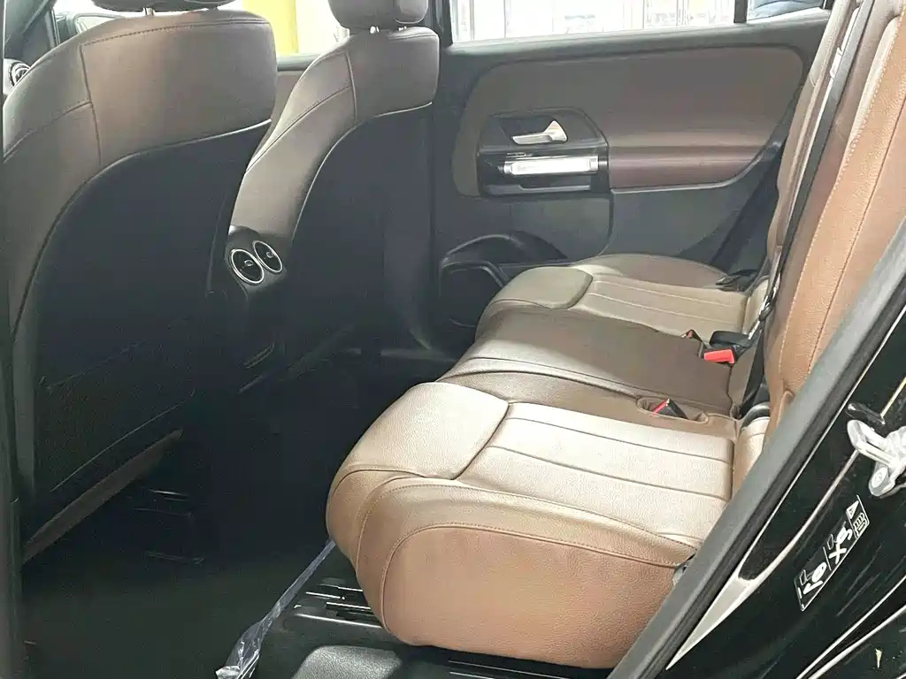 MERCEDES BENZ GLB 2022
