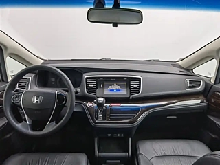 HONDA ODYSSEY  2018 YEAR 2.4L DELUXE EDITION 2018