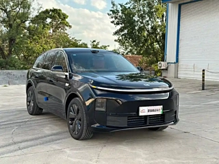 LI AUTO L6  2025 YEAR PRO INTELLIGENT  EDITION 2025
