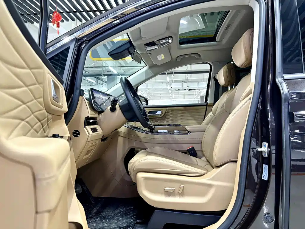 JAC REFINE REFINE RF8 2024