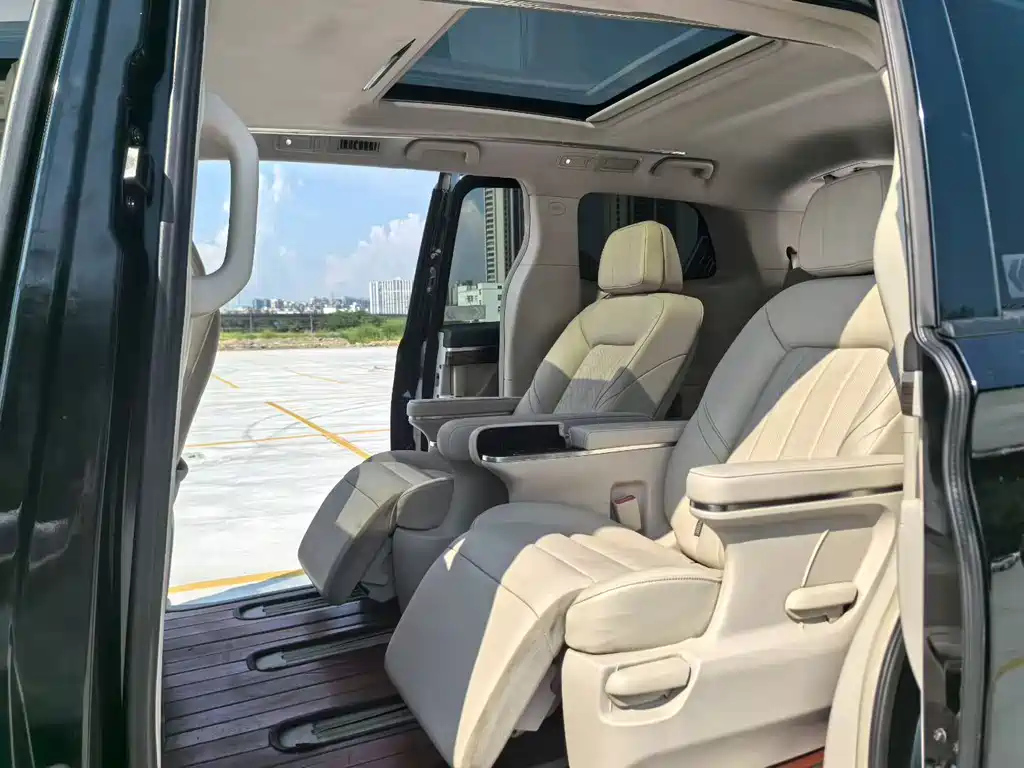 TRUMPCHI M8 2019