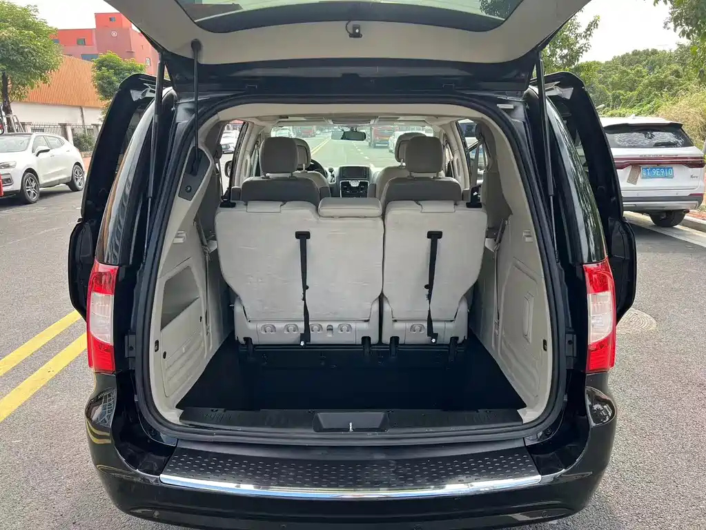 CHRYSLER BIG 捷龙 IMPORT 2015