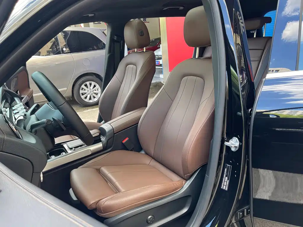 MERCEDES BENZ GLB 2021