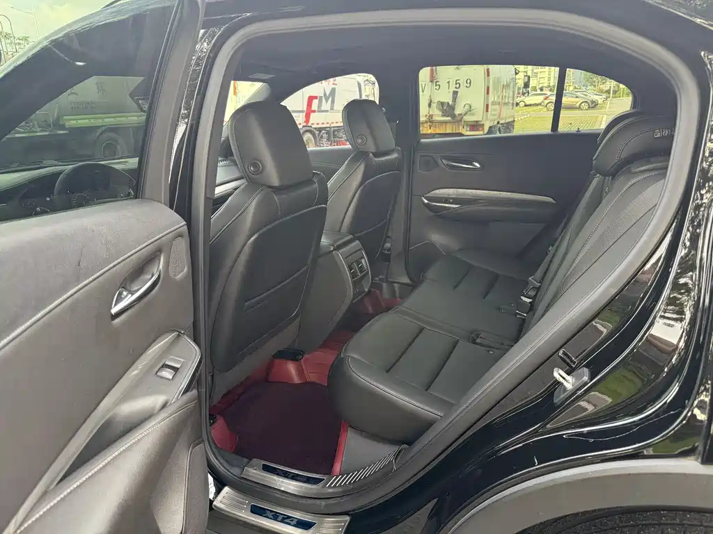 CADILLAC XT4 2020