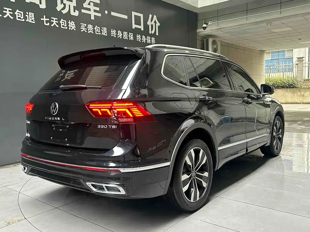 VOLKSWAGEN TIGUAN L 2024