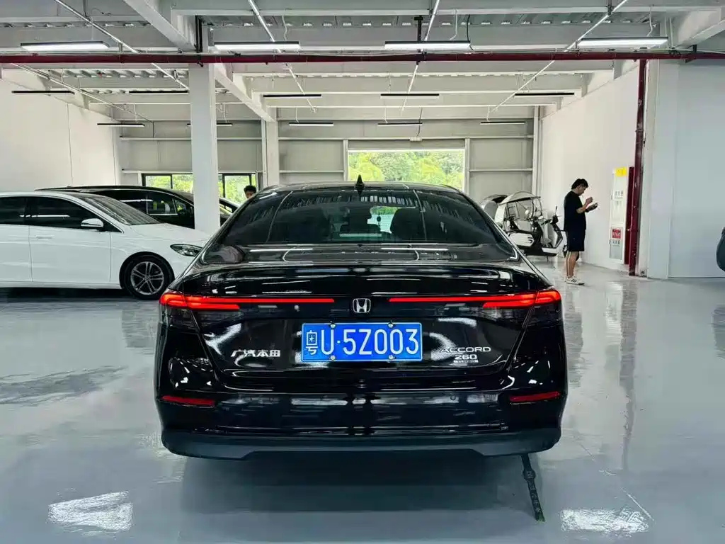 HONDA ACCORD 2025