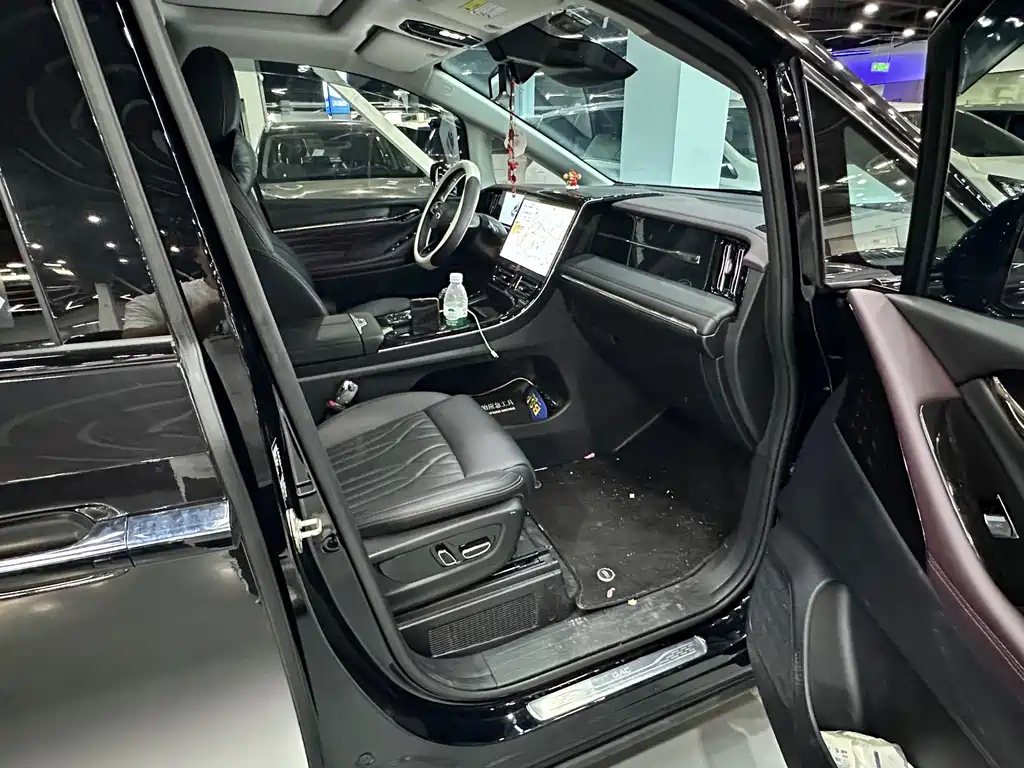 TRUMPCHI M8 2024