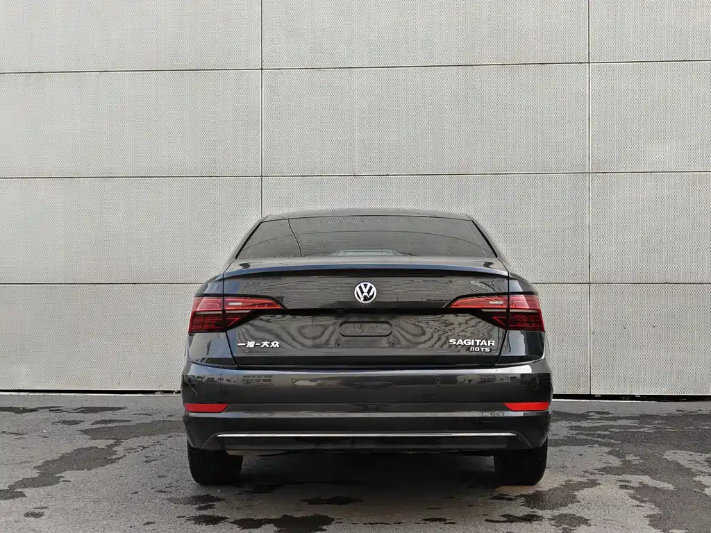 VOLKSWAGEN SAGITAR 2019