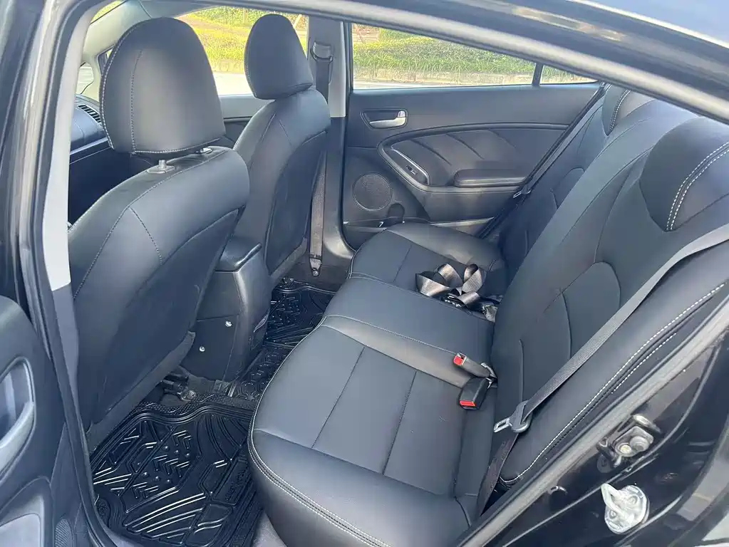 KIA K3 2013