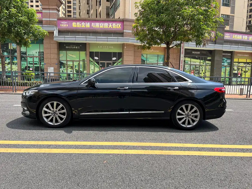FORD TAURUS 2019