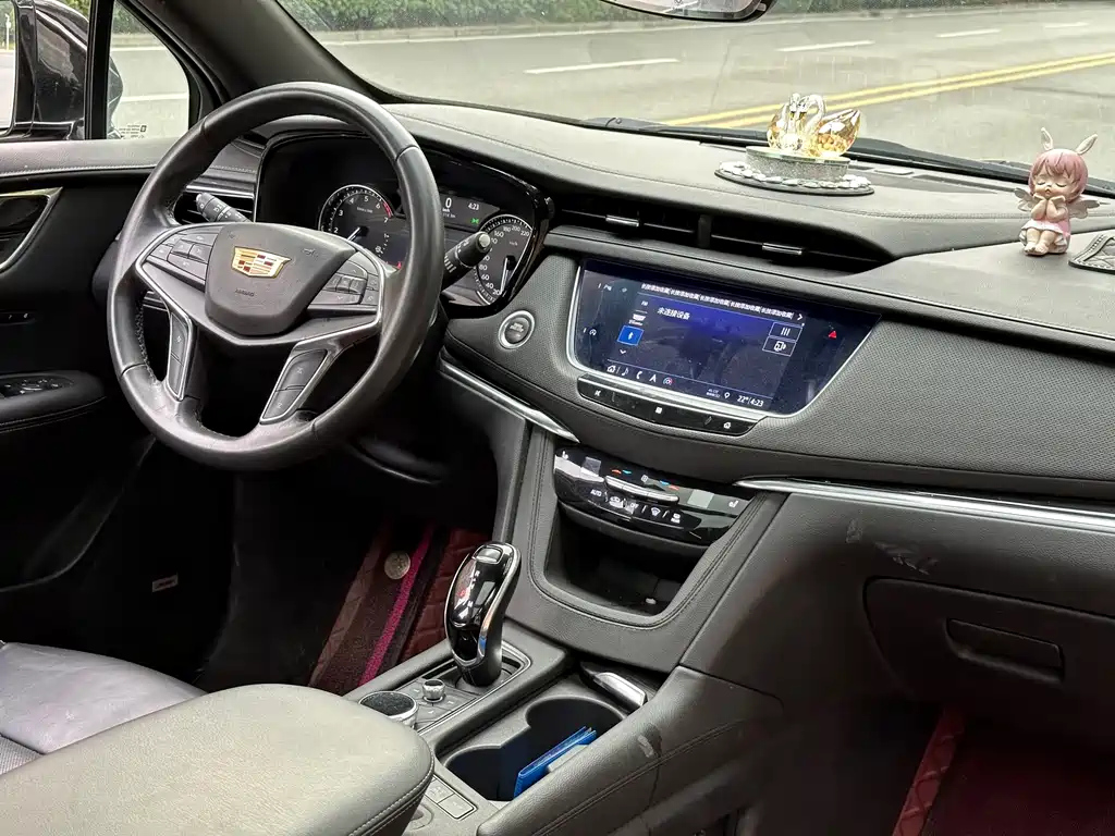 CADILLAC XT5 2019