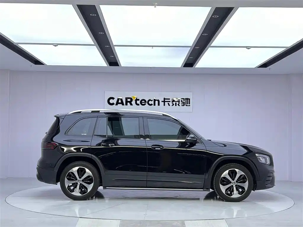 MERCEDES BENZ GLB 2022