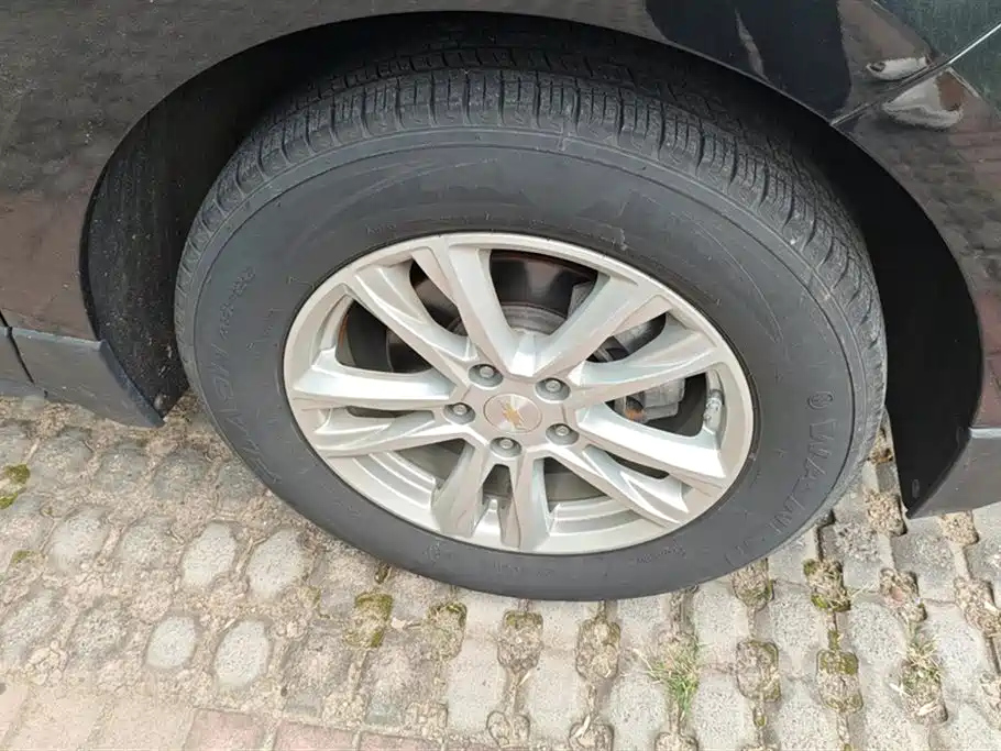 CHEVROLET EXPLORER 2019