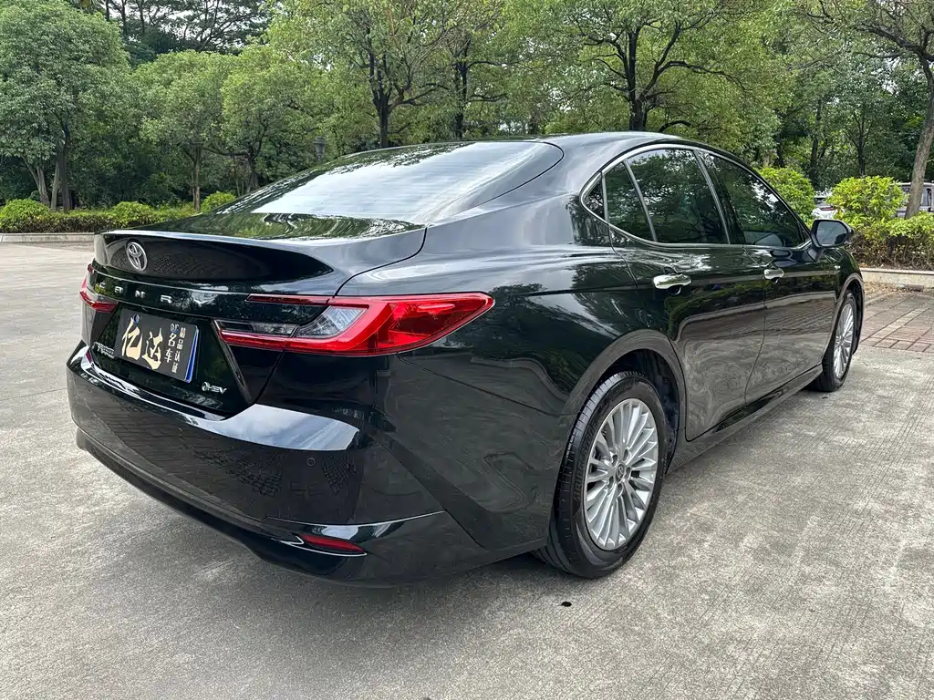 TOYOTA CAMRY 2024