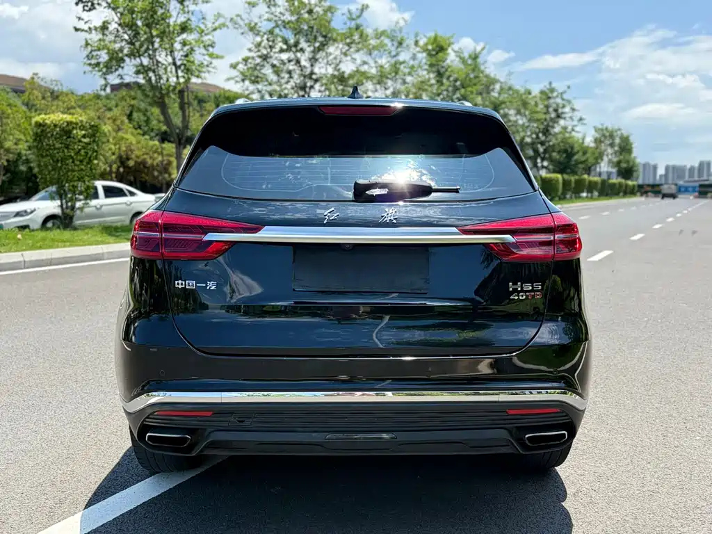HONGQI HS5 2023