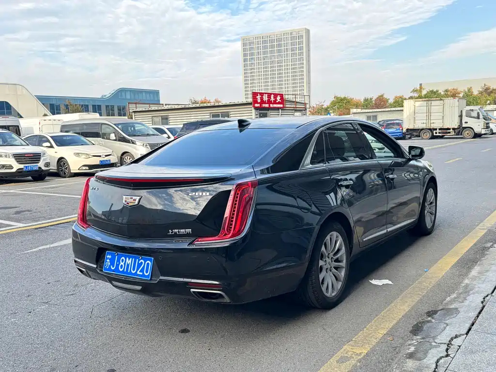 CADILLAC XTS 2018