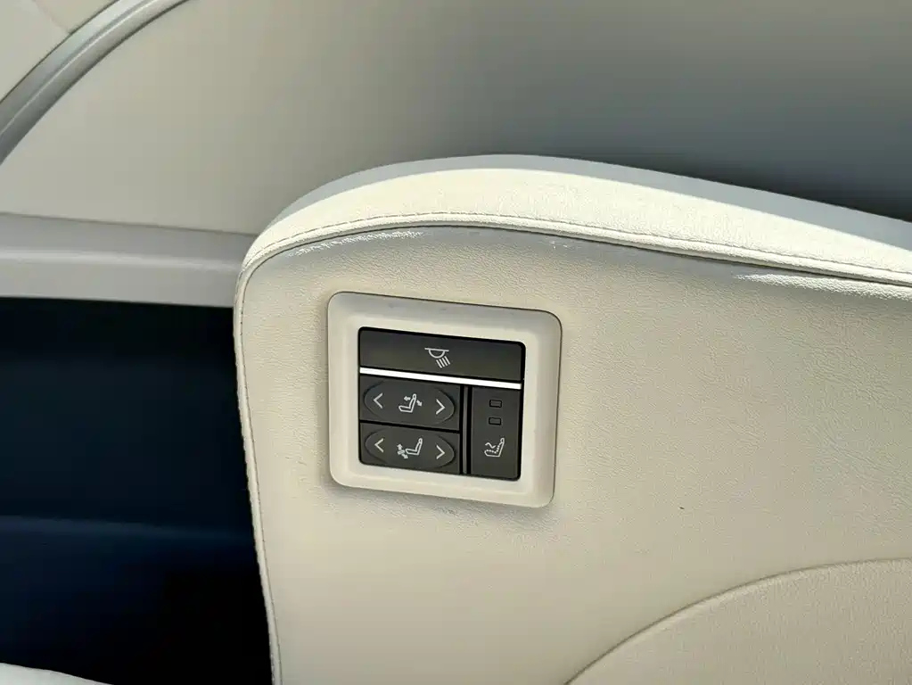 TOYOTA SIENNA SIENNA 2024