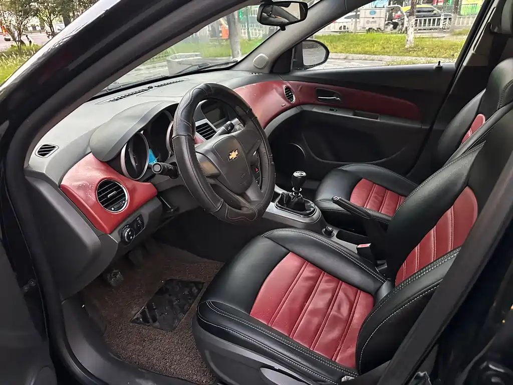 CHEVROLET CRUZE 2014