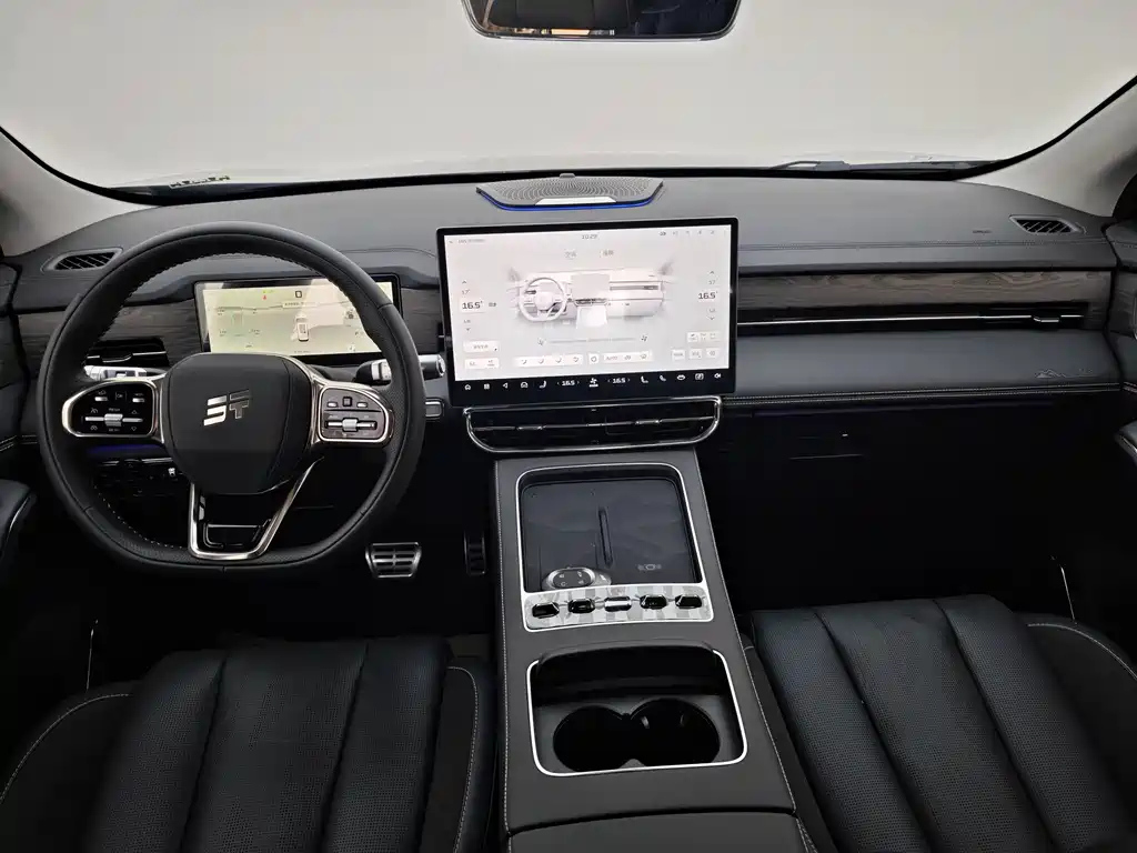 JETOUR SHANHAI L9 2025