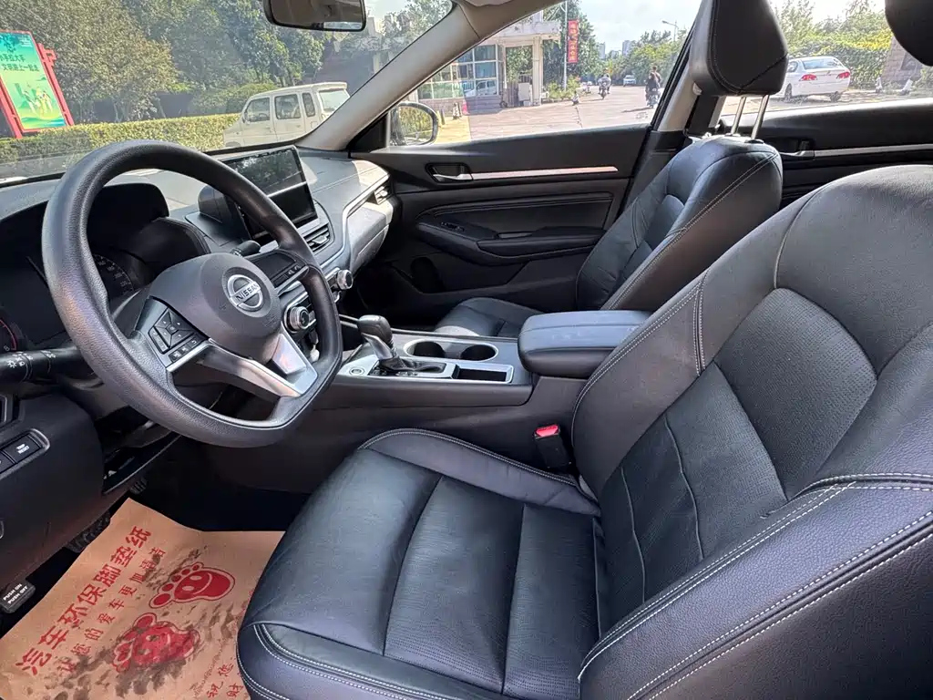 NISSAN TEANA 2022