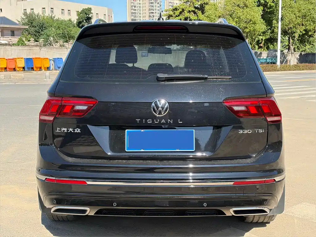 VOLKSWAGEN TIGUAN L 2021