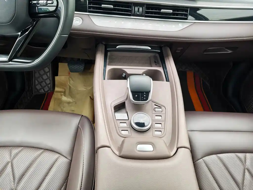 CHERY TIGGO 8 PRO 2024