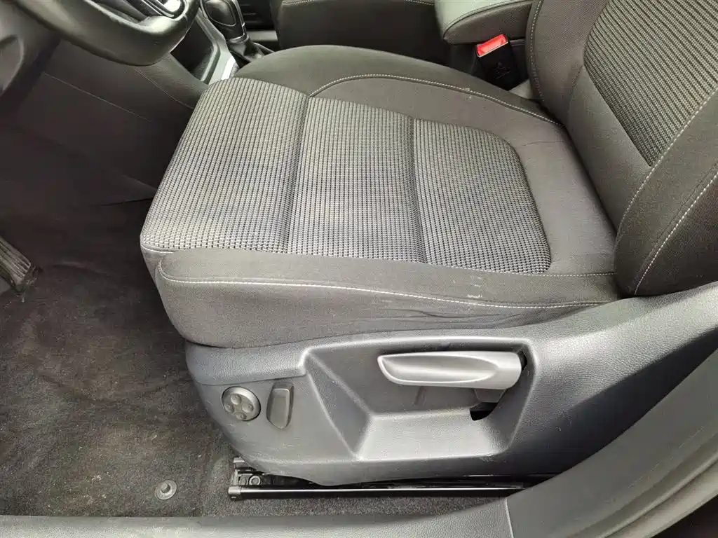 VOLKSWAGEN SHARAN 2016