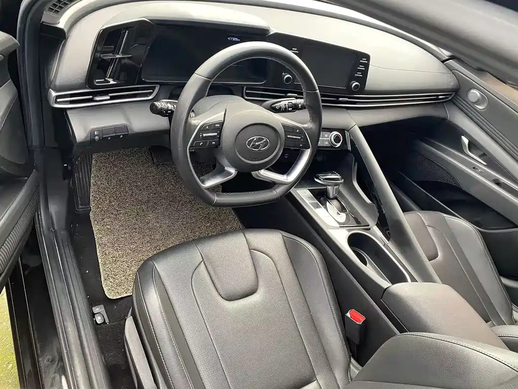 HYUNDAI ELANTRA 2021