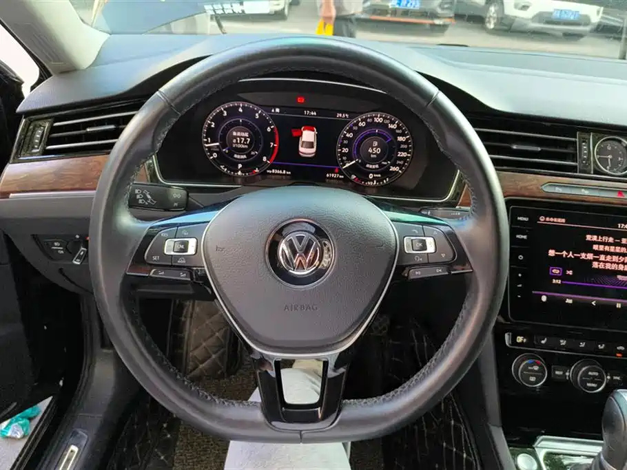 VOLKSWAGEN MAGOTAN 2018