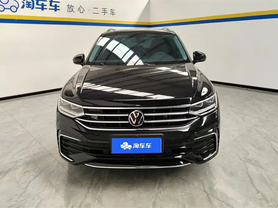 VOLKSWAGEN TIGUAN L 2024
