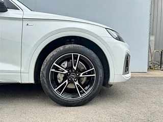 AUDI Q5L  2021 YEAR 40 TFSI FASHION DYNAMIC 2021