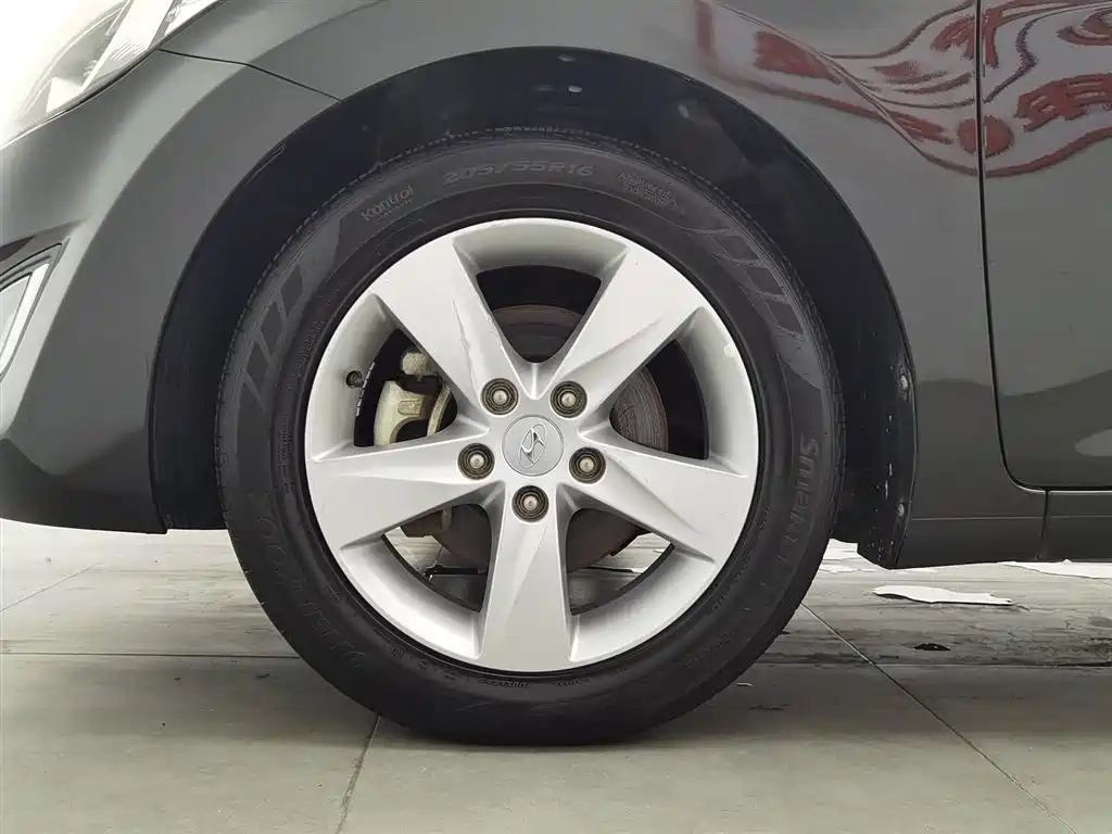 HYUNDAI ELANTRA 2014