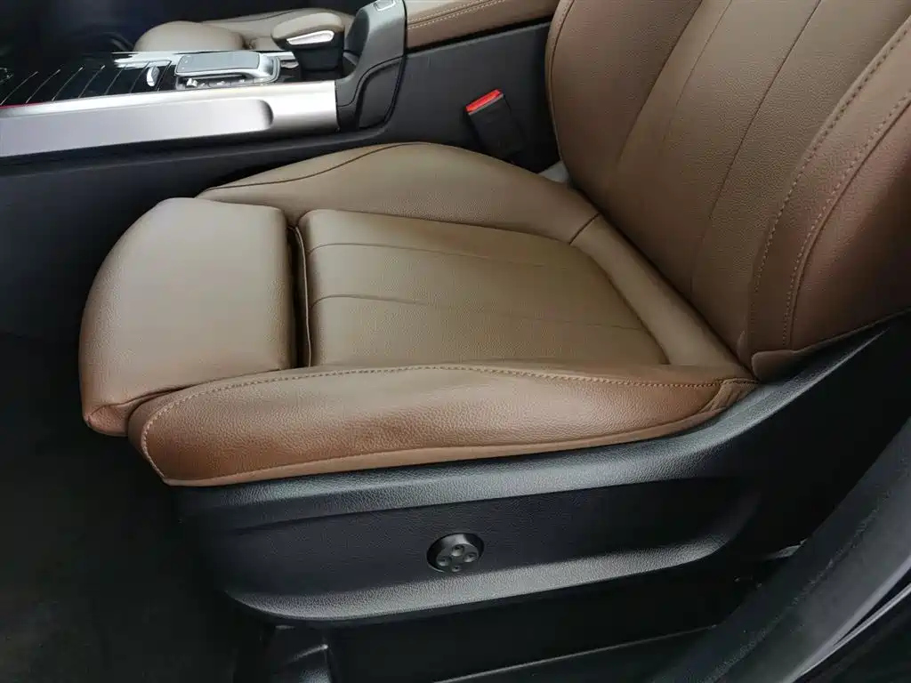 MERCEDES BENZ GLB 2022