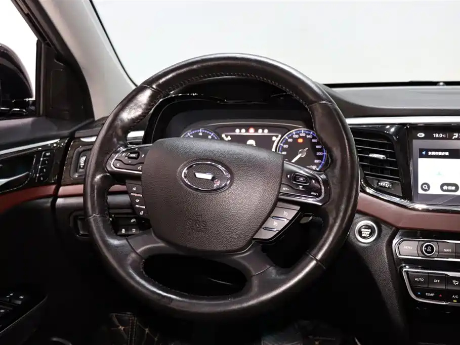 TRUMPCHI GS8 2017
