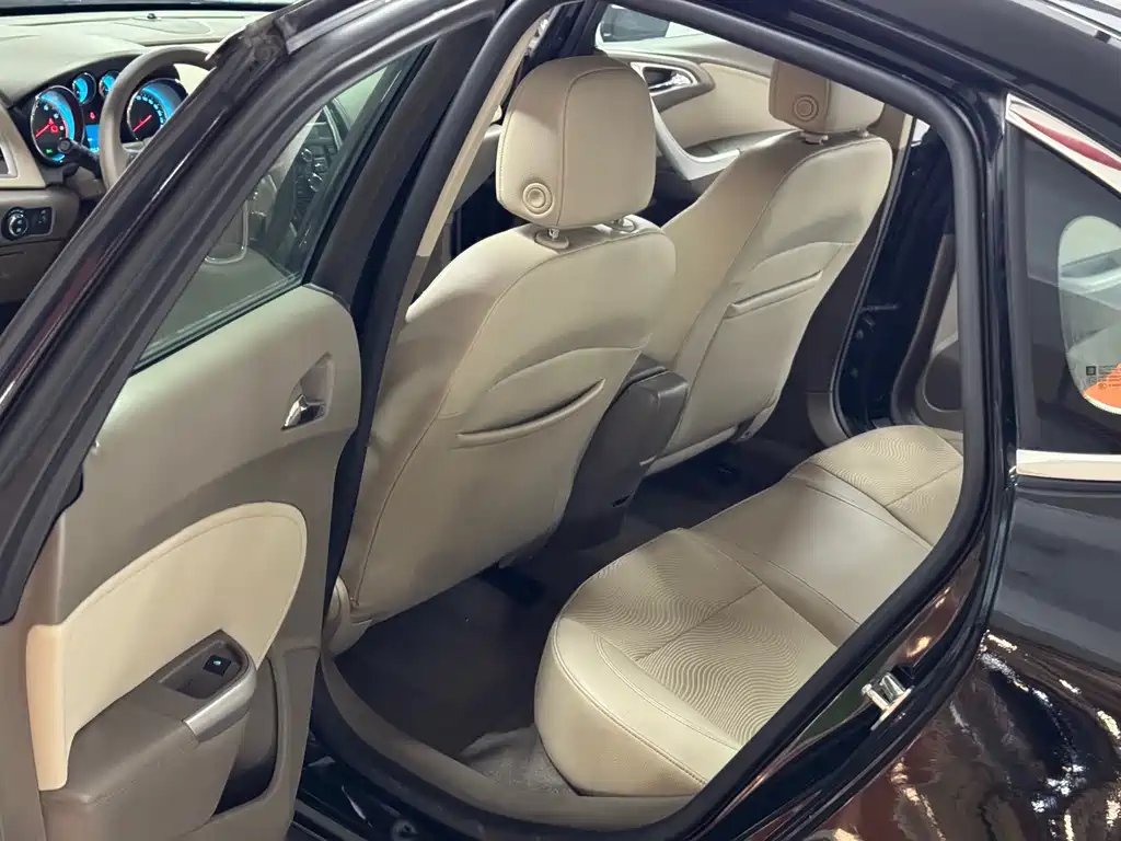 BUICK EXCELLE 2012