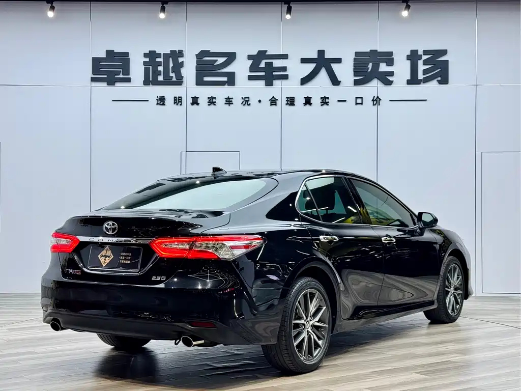 TOYOTA CAMRY 2022