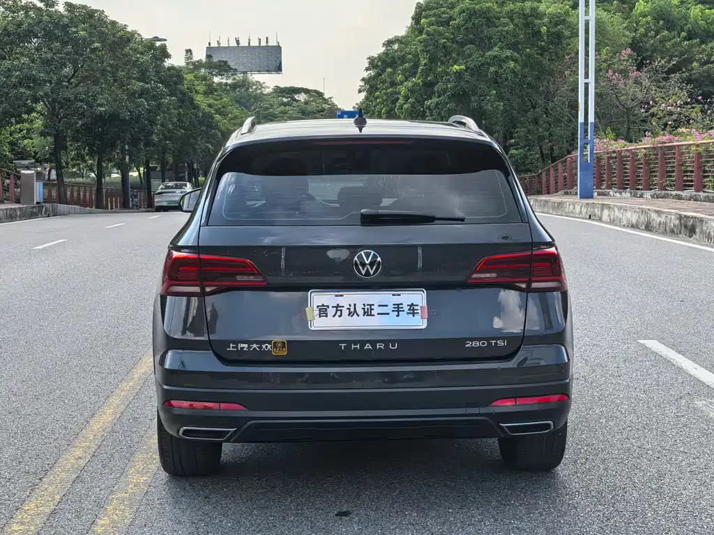 VOLKSWAGEN THARU 2022