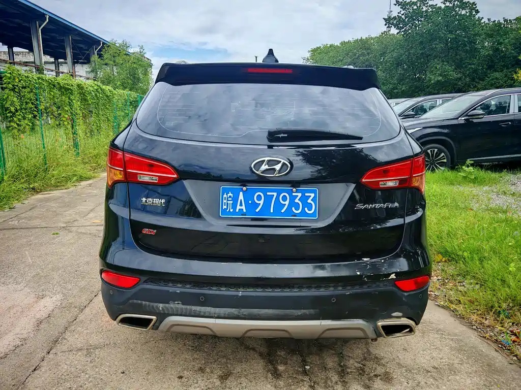HYUNDAI SANTAFE 2013